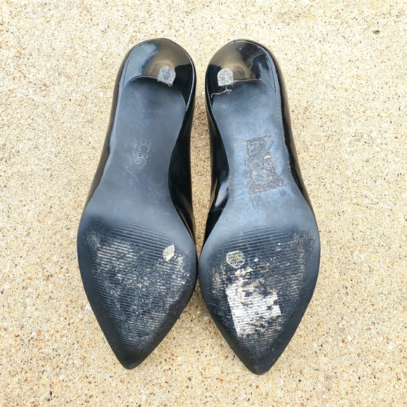 BCBG Paris Black Stiletto Heels sz 7B / 37 - Picture 7 of 9